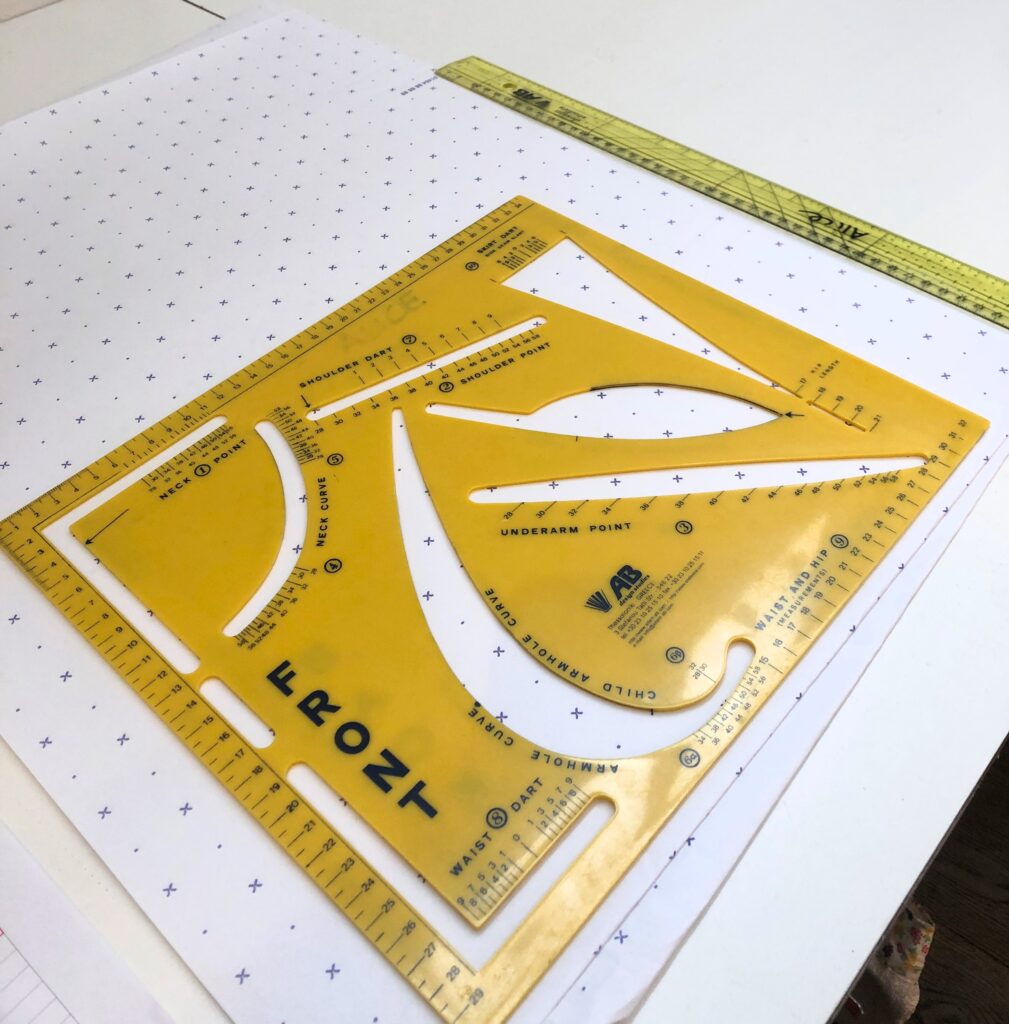 Telestia tool on pattern drafting paper
Pattern cutting

